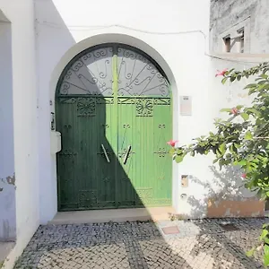 https://tavira-lovers-city-centre-apartment-iii.hotelaalgarve.com