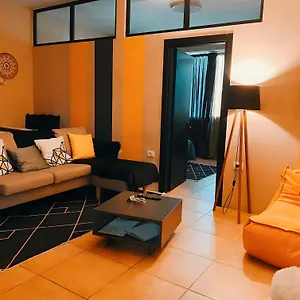 https://city-central-amazona-appartment.hotels-in-tirana.com