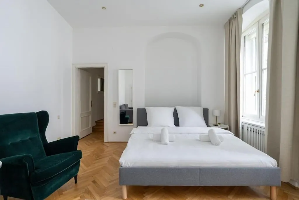 Historic Heart Apartment Viena